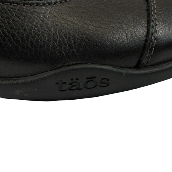 Taos Women’s Mary Janes. Size 7.5 - Picture 8 of 16